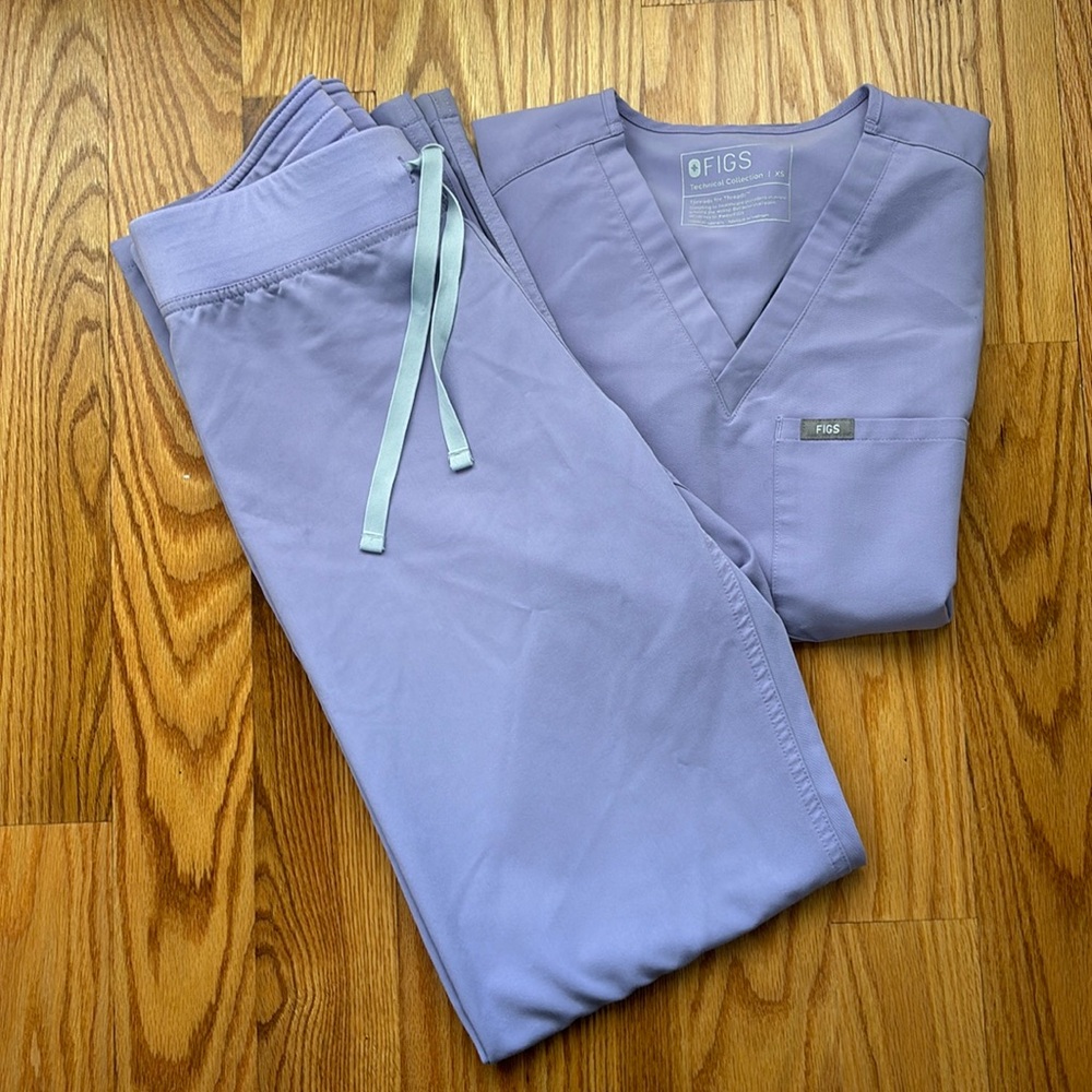 Lilac women’s Figs scrubs